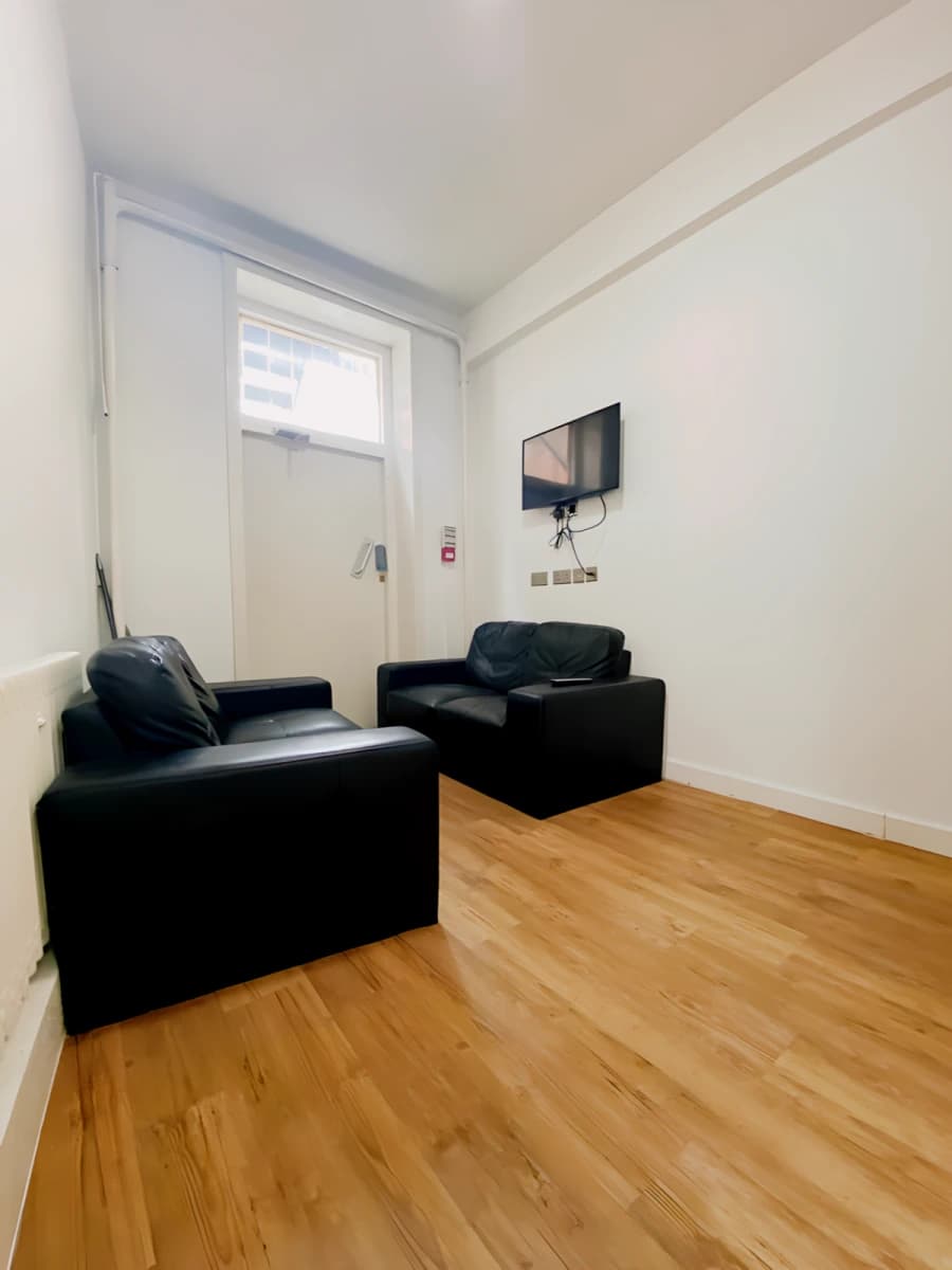 18 - 20 Albion Street image