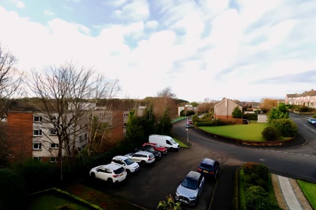 Terregles Crescent, G41 4RL image 3