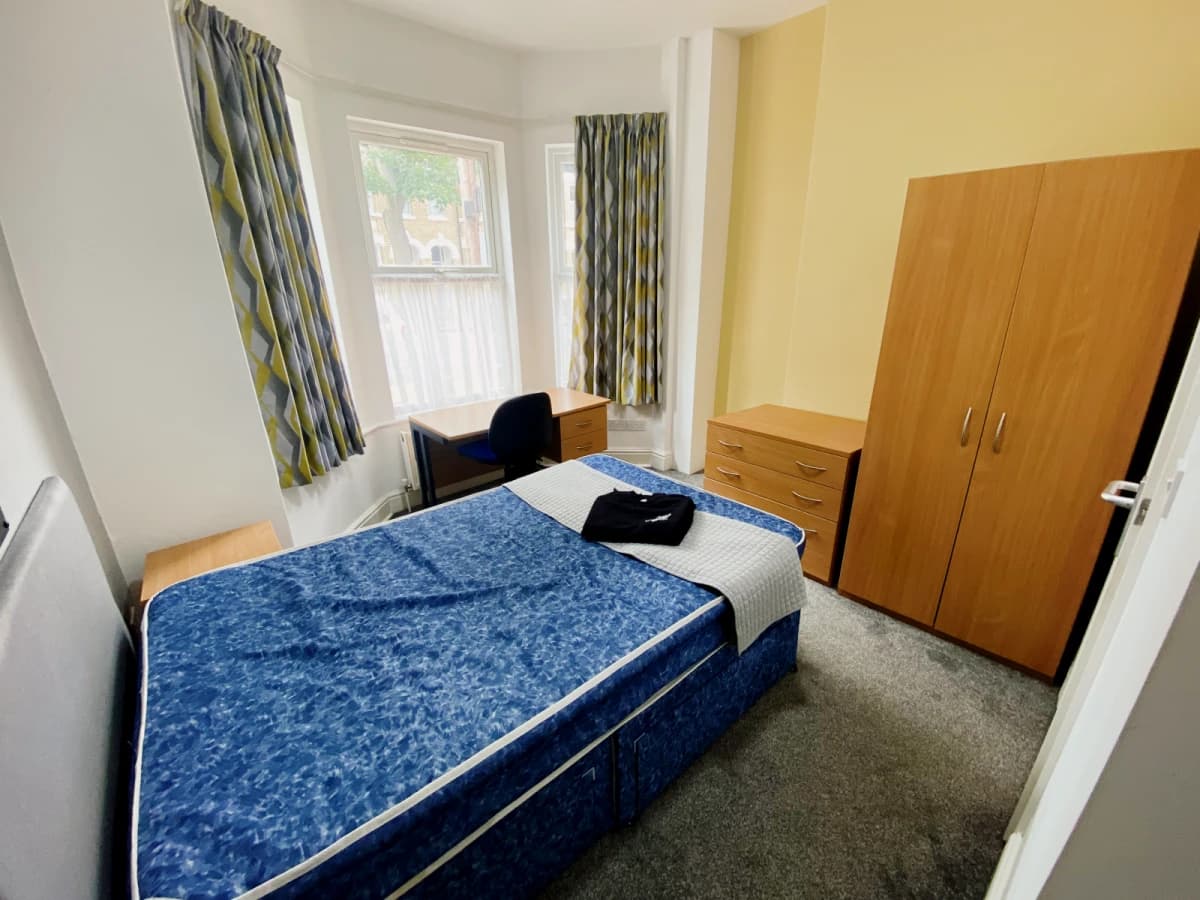 Room 1 - Standard