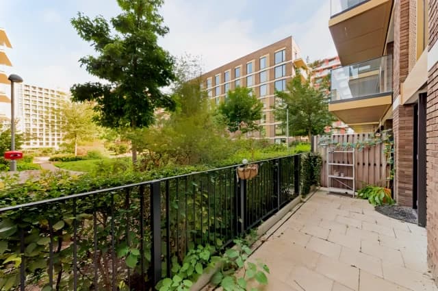Outdoor Features