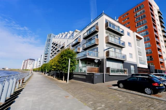 Meadowside Quay Walk, G11 6AX image 2