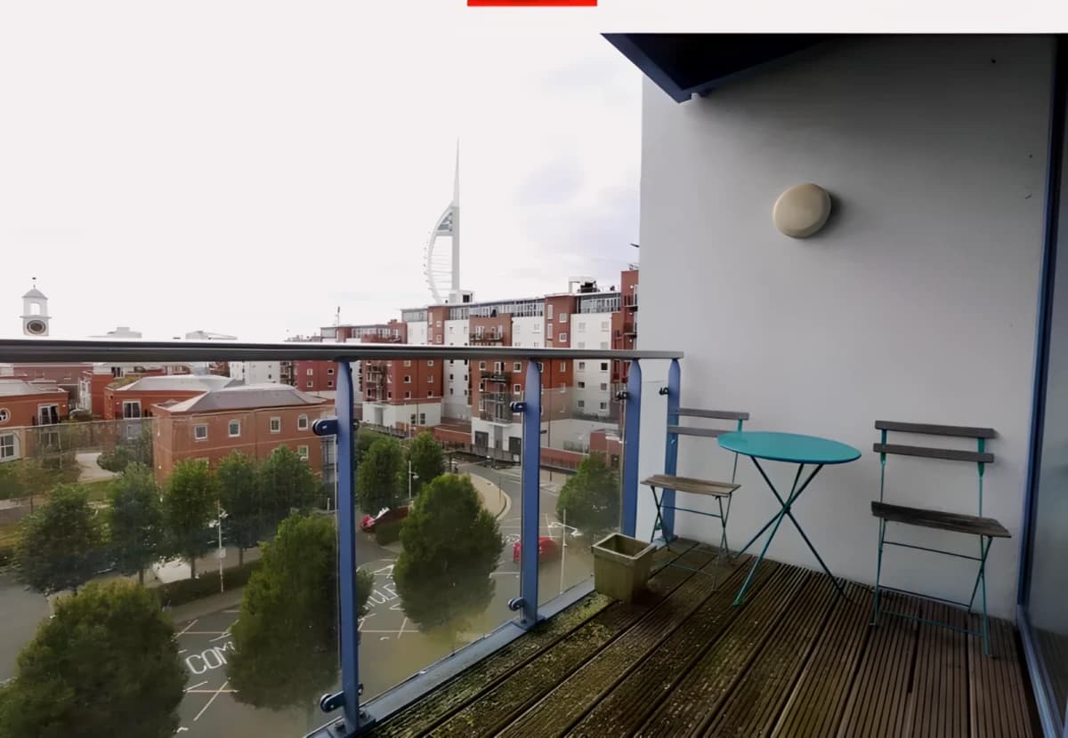 Entire Place·2B2B···28 blue building
