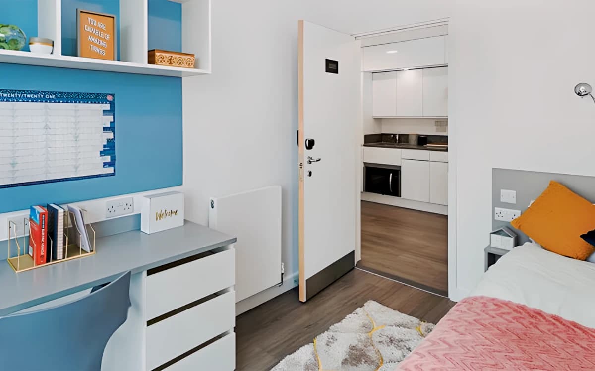 Single Bedroom