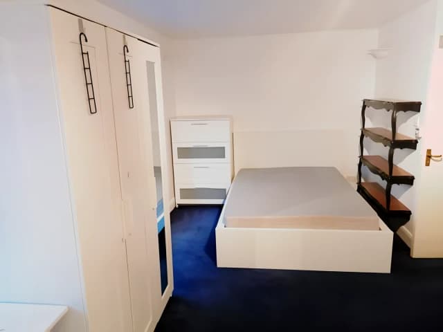 2 Bed / 1 Bath