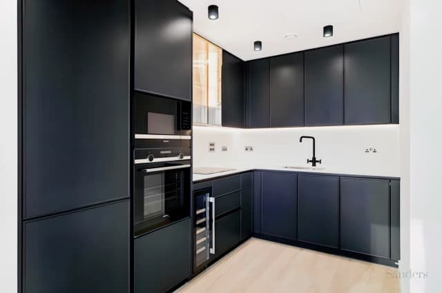 1 Bed / 1 Bath