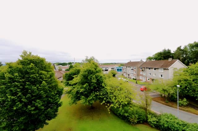 Drummond Hill, G74 3AA image 2