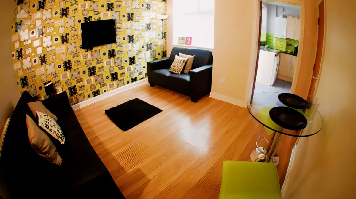 Oxheys Court image