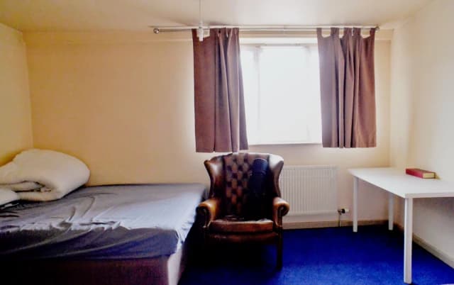 St Philips Road B22 image