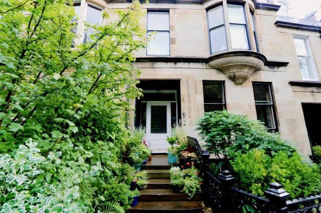 Grosvenor Crescent, G12 9AE image 3