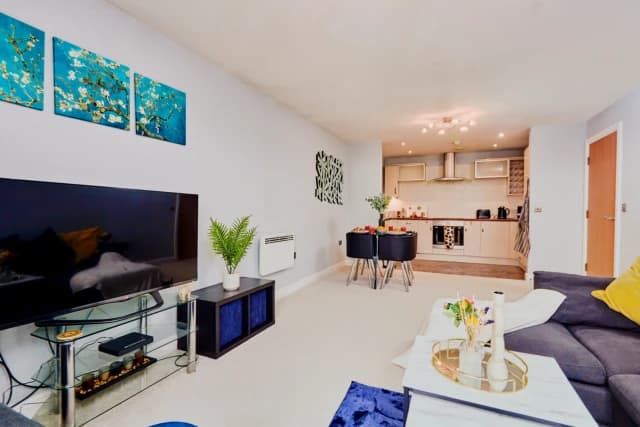 2 Bedroom