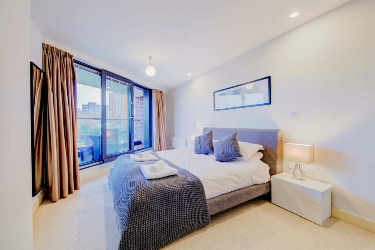 1 Bed Apartment with balcony