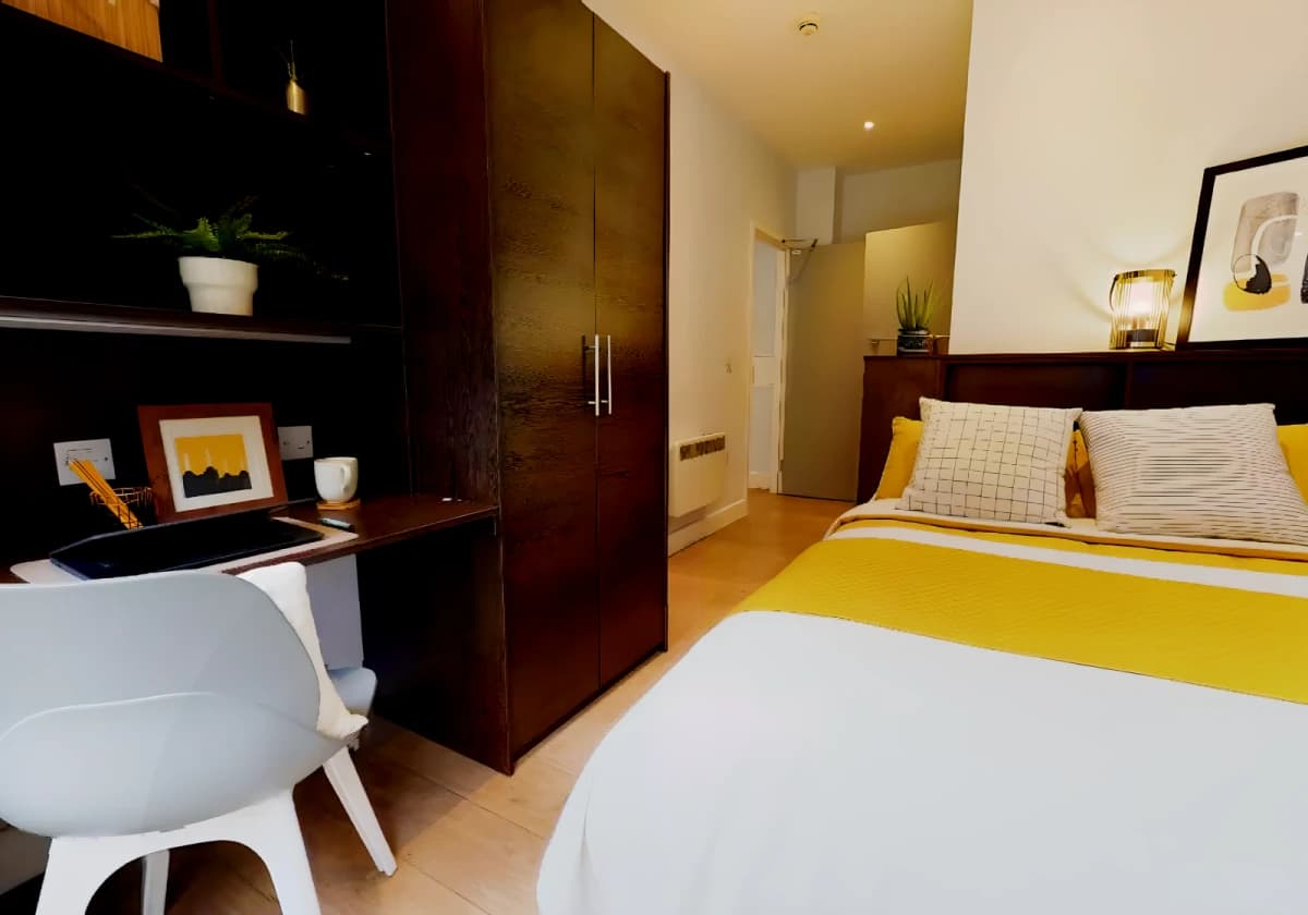 Gold One Bed Flat