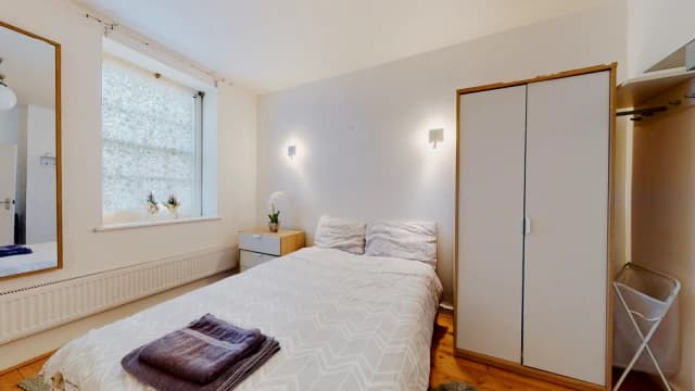 2 Bed / 1 Bath