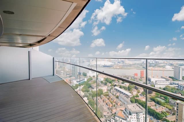 Arena Tower 3801 image 2