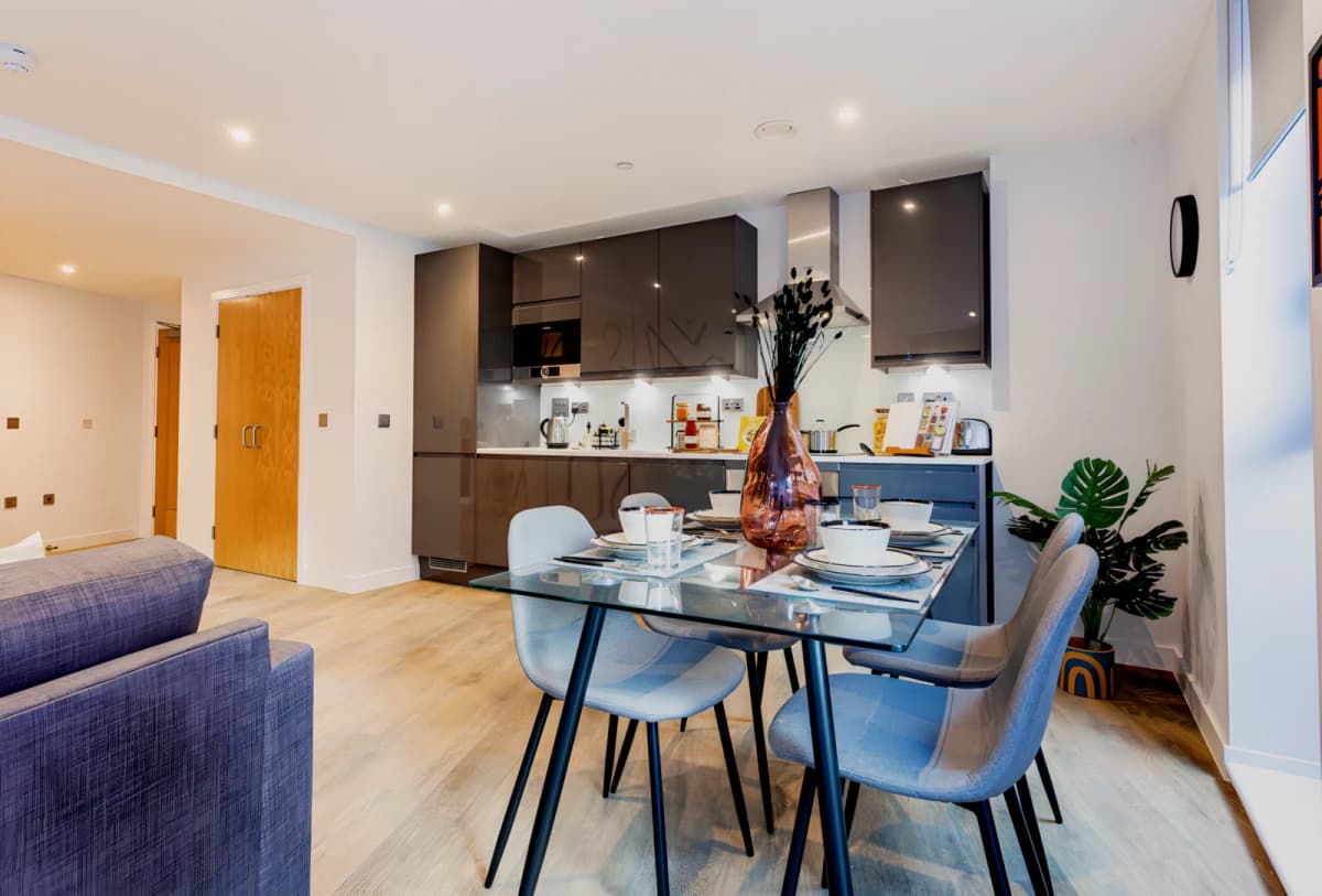2 bedroom 1 bathroom