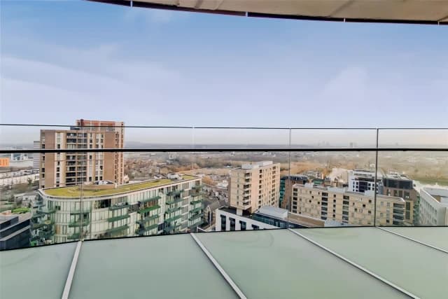 Arena Tower 2009 image 3