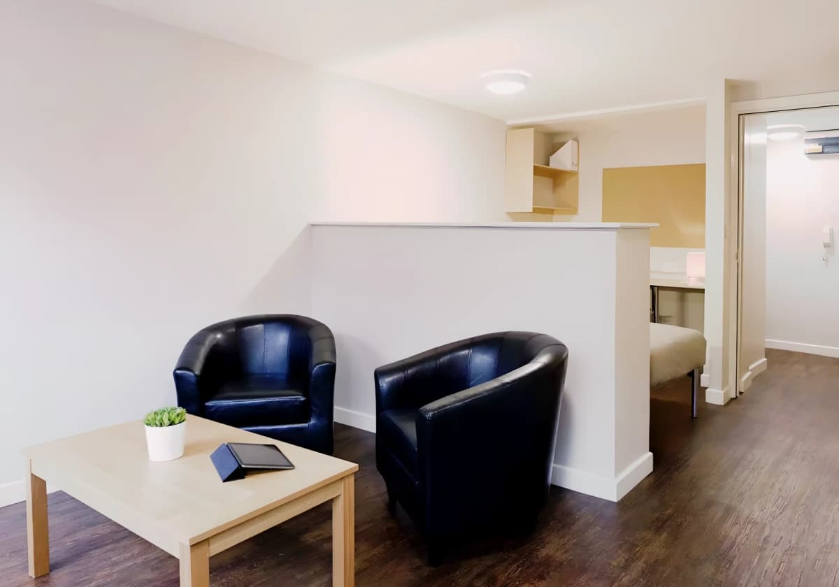 iQ Grosvenor House image