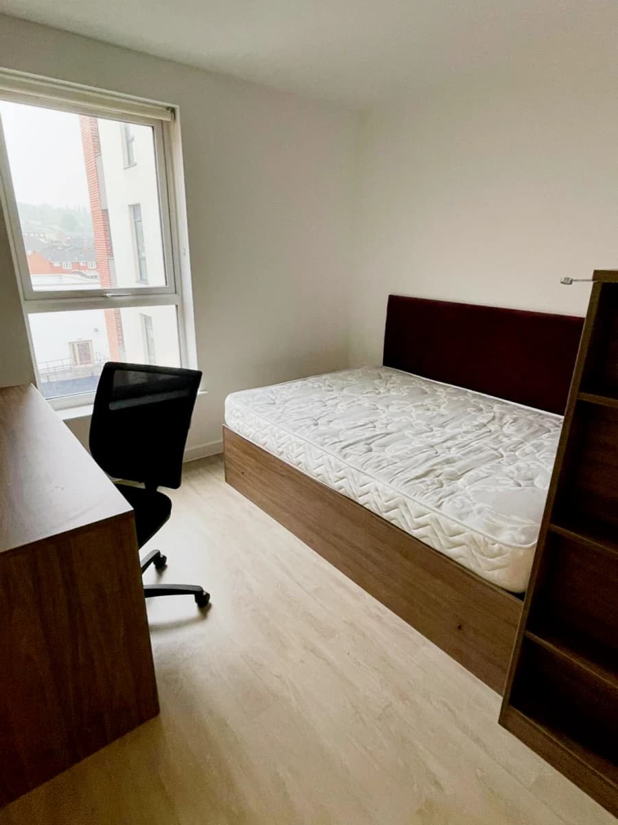LIV Phoenix Place image