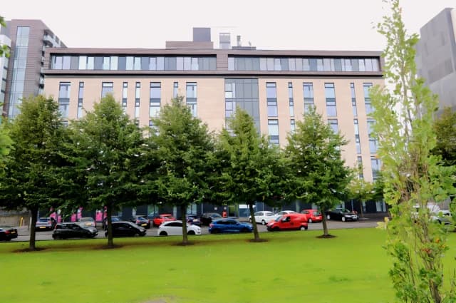 Glasgow Harbour Terraces, G11 6EB image 2