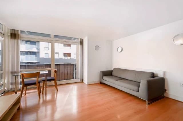 2 Bed / 2 Bath