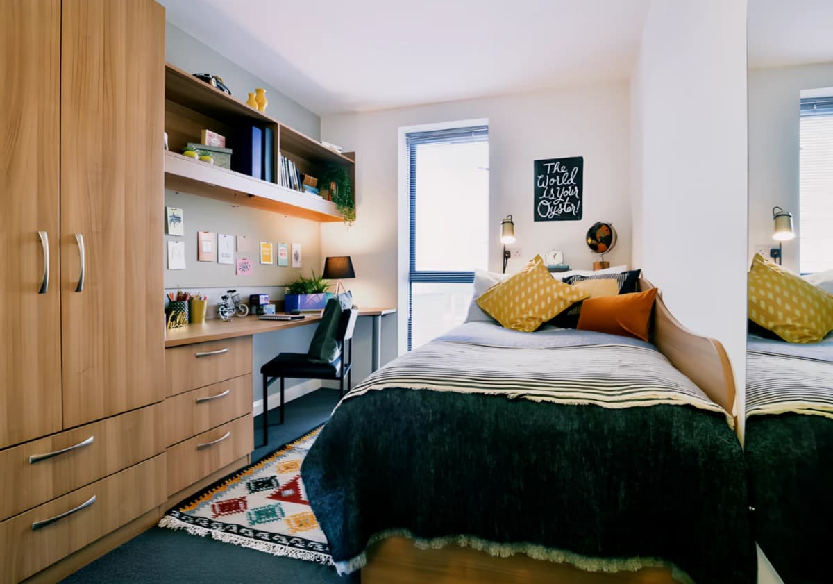 Applegate Place image