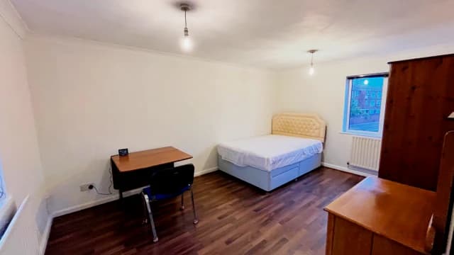 2 Bed / 1 Bath