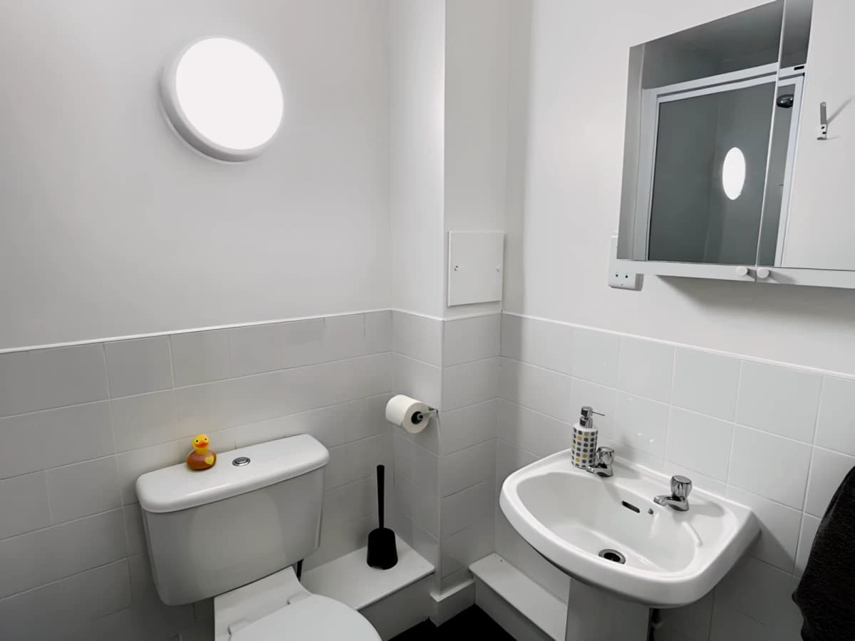 Uni House Court image