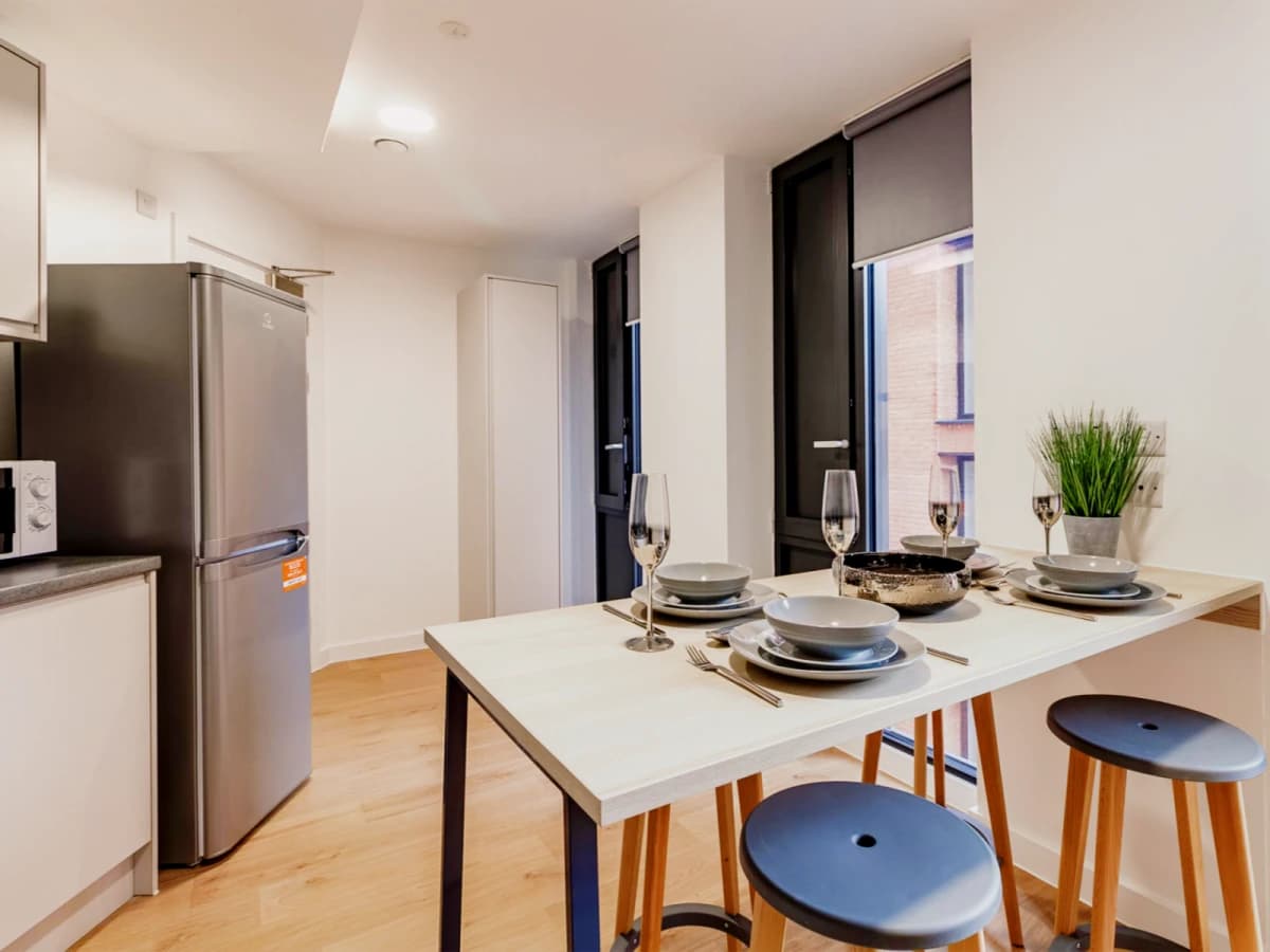 residence near 123 Huntingdon Street image