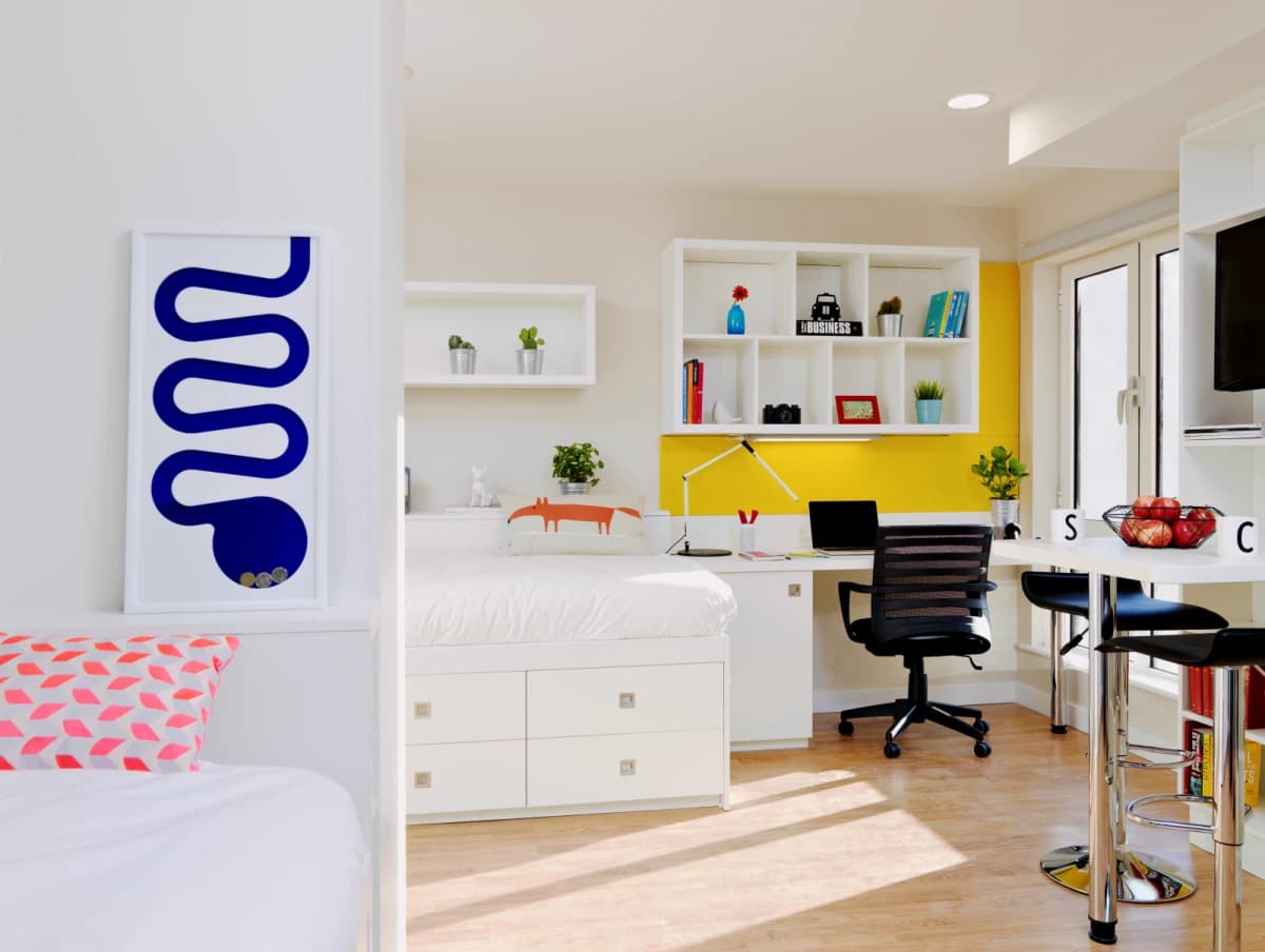 Howard Twin Studio - Double Occupancy