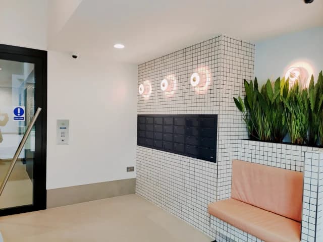 2 Bed / 2 Bath