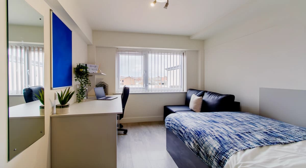 Standard En-Suite