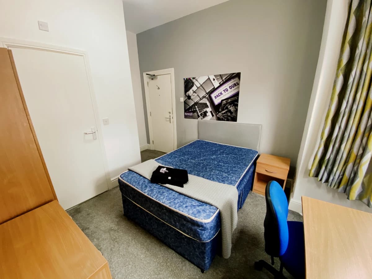 Room 1 - Standard