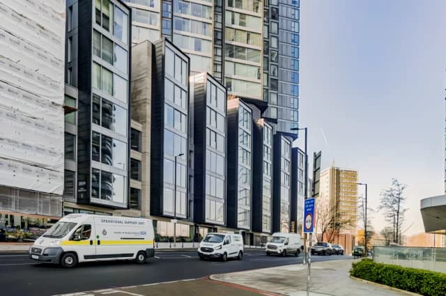 Bollinder Place C