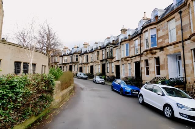 Grosvenor Crescent Lane, Dowanhill G12 9AB