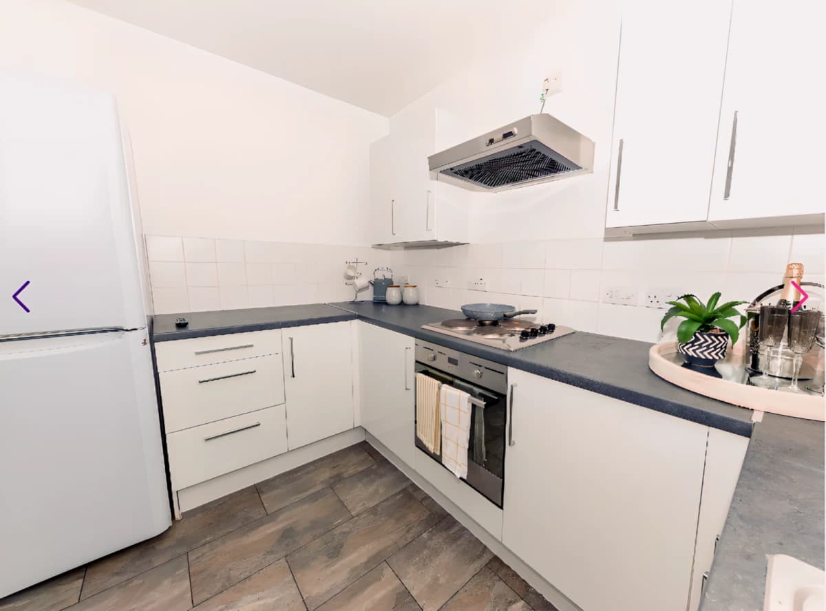 X1 Arndale House image 3