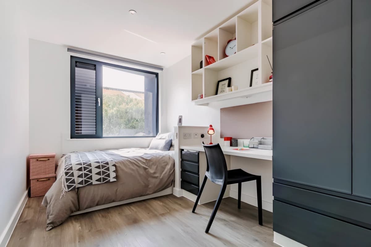 Pavilion Court image