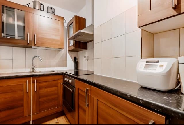 2 Bedroom 1 Bathroom type1 roomA