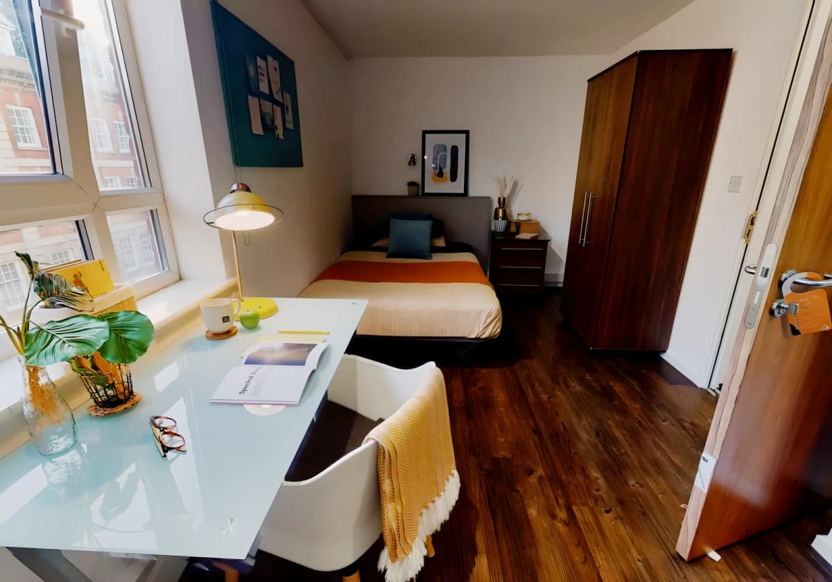 iQ Grosvenor House image