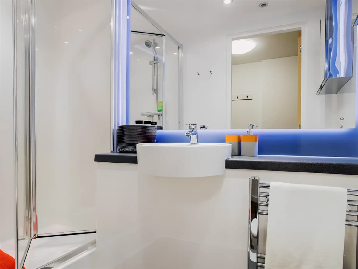 Botanic Studios image