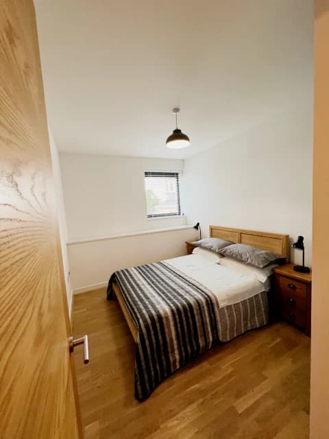 2 Bedroom 2 Bathroom roomB