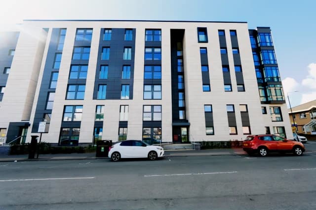 Minerva Street, G3 8BY image 2