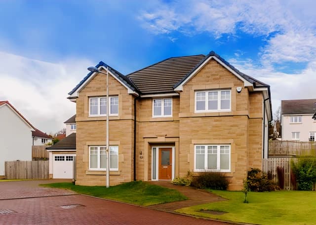 Norman Macleod Crescent, Bearsden G61 3BF image 3