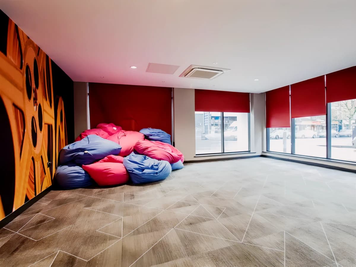 Botanic Studios image