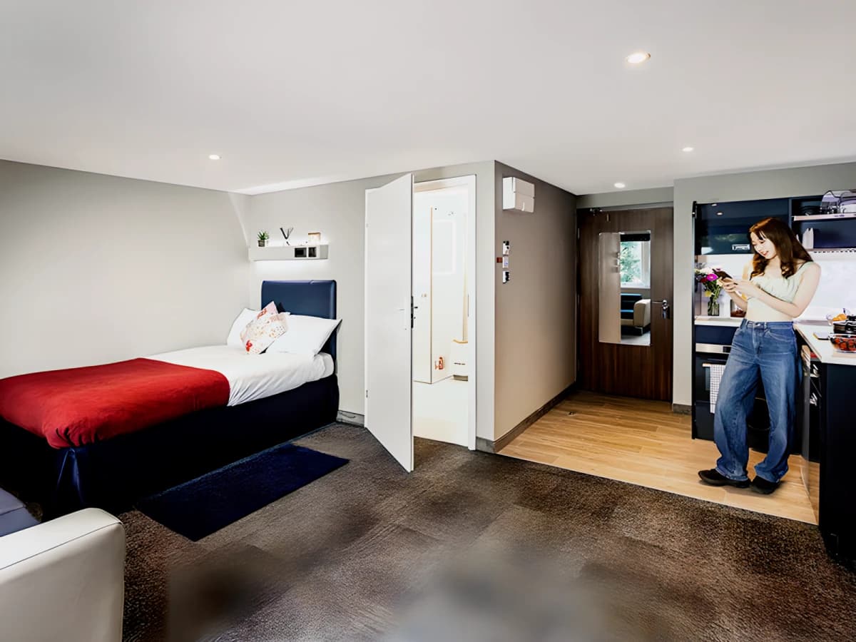 Reynard House image