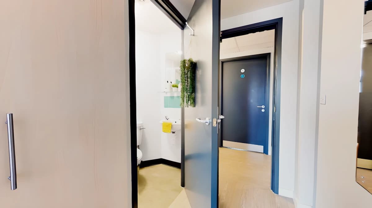 iQ Pavilions image