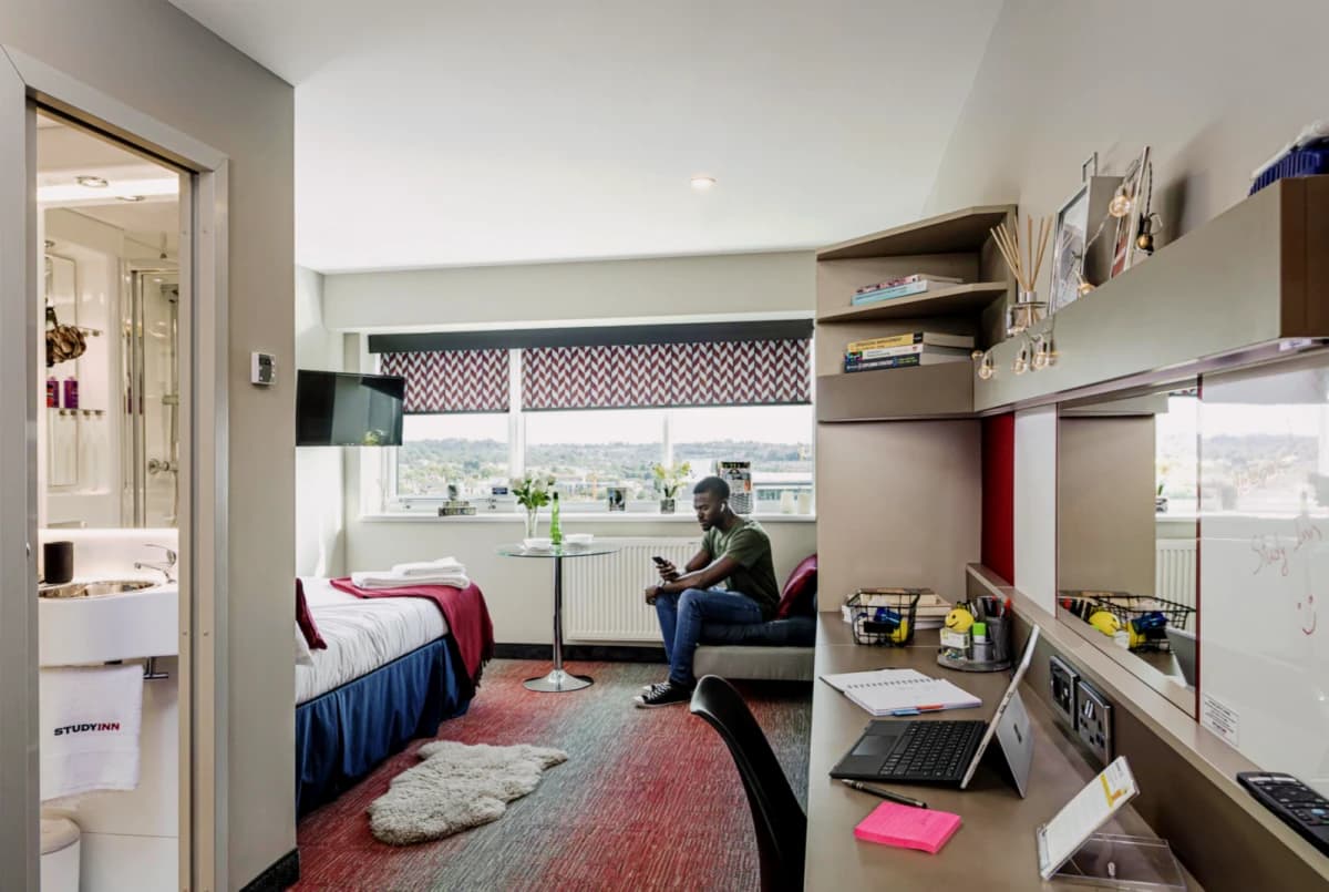 residence near 80 Talbot Street image