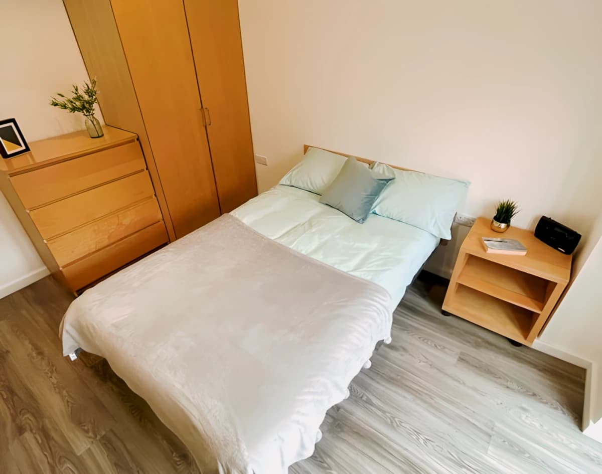 Two bed apartment (shared)