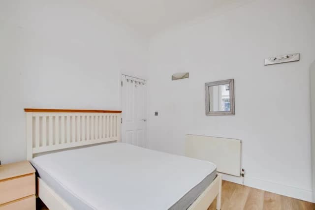 2 Bed / 1 Bath