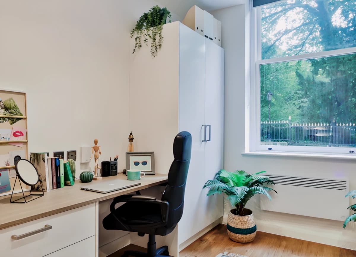 Classic Smaller Studio