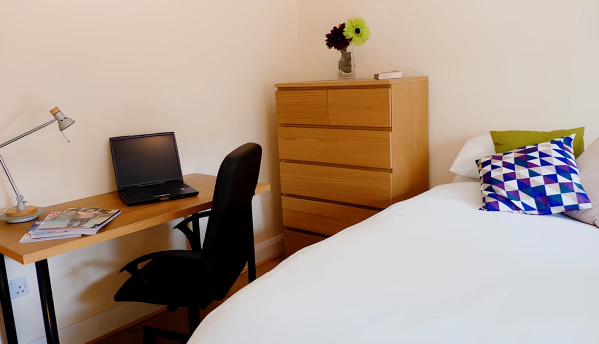 Double with single occupancy